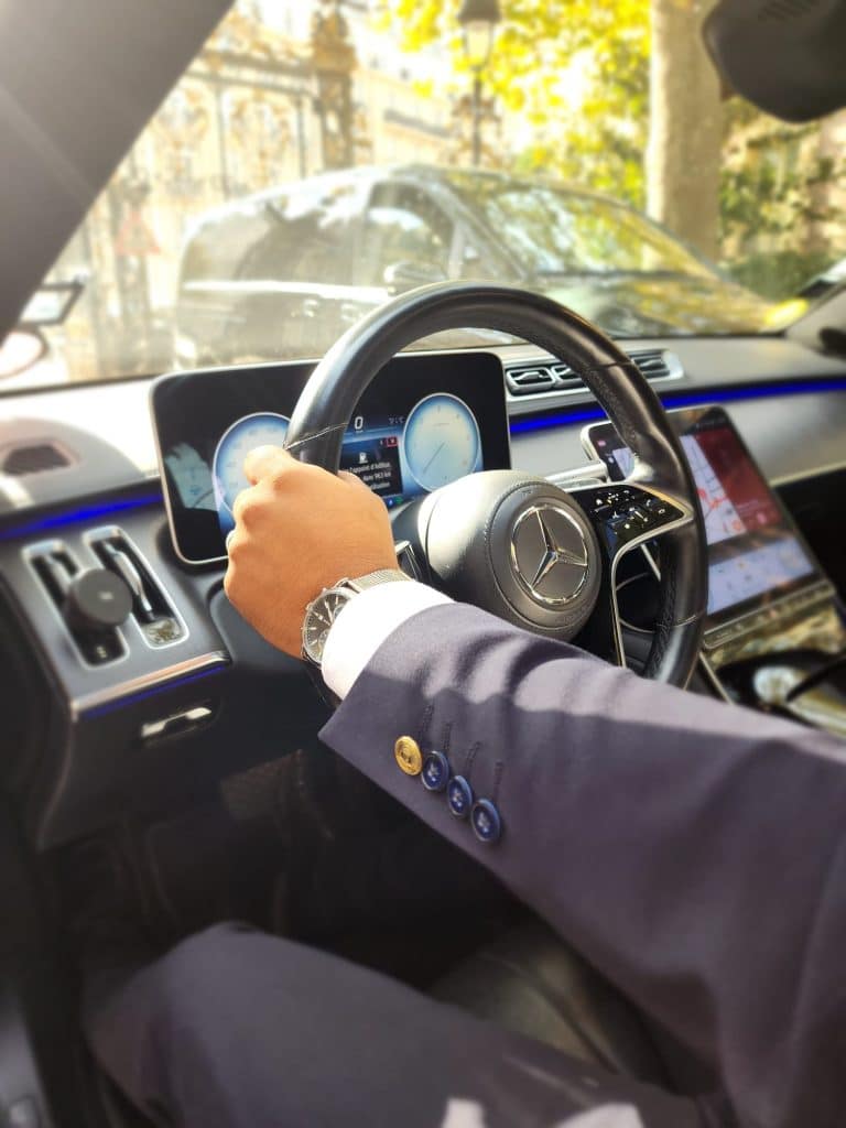 Chauffeur VTC à Paris - transport professionel de personne